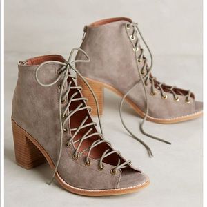 Jeffrey Campbell cors peep toes booties